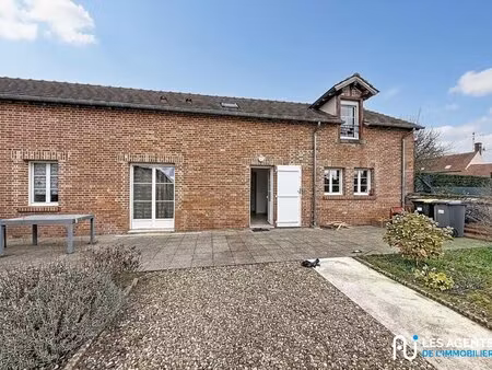 maison solognote rénovée avec trois chambres et jardin à marcilly en villette