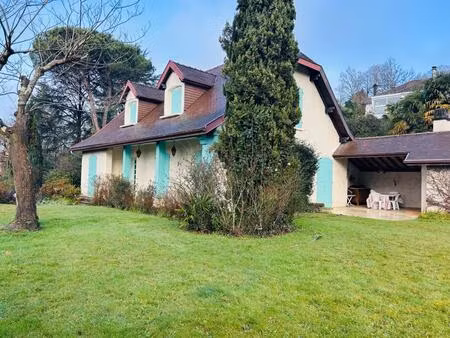 serres morlaas maison familiale