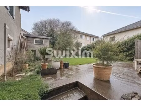 maison de village jumelée t8 de 191m2 avec jardin  construite sur parcelle de 305m2