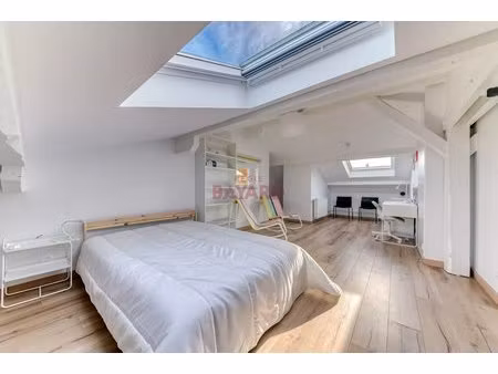 belle chambre en colocation en maison avec jardin – saint-genis-laval