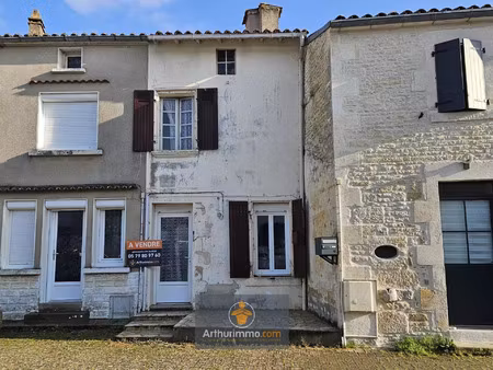 vente maison 4 pièces 85 m2 à la grève-sur-mignon