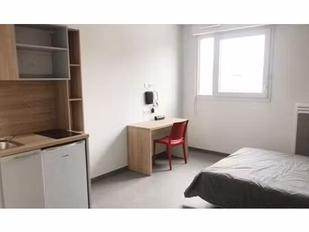 location appartement 1 pièce 28 m² à marseille 10 (13010)
