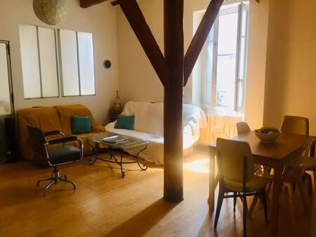 location appartement 4 pièces 73 m² à marseille 2 (13002)