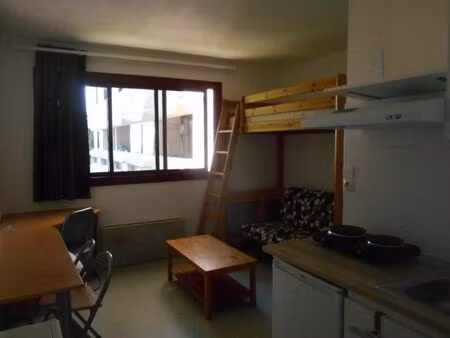 location appartement 1 pièce 15 m² à aix-en-provence (13080)
