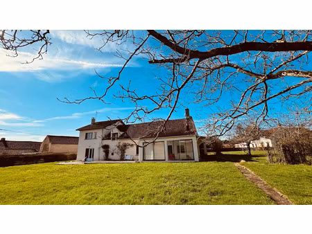 vente maison 6 pièces 197.69 m² à island (89200)  246 100 €