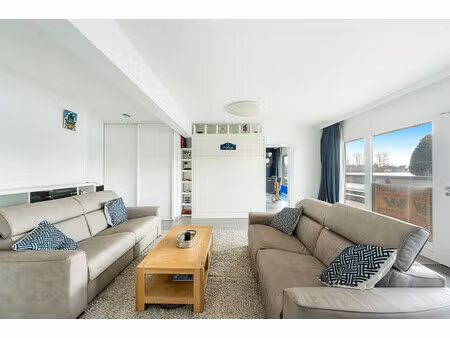 appartement te koop in knokke-heist met 1 slaapkamer