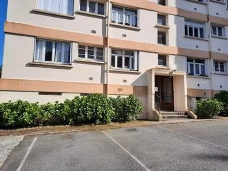 location appartement 4 pièces 81 m² à lannion (22300)