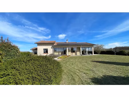 vente maison 6 pièces 155 m² à la ville-dieu-du-temple (82290)  277 985 €