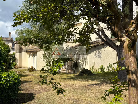 maison en pierre familiale