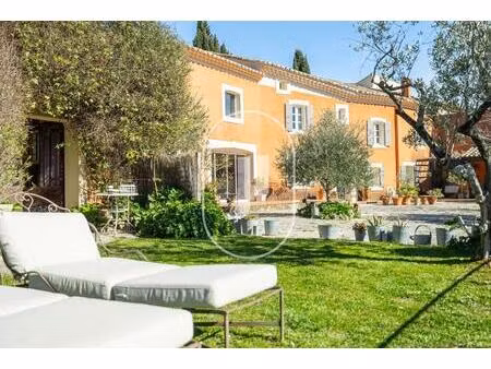 maison de caractère à vendre avec piscine avec vue panoramique proche vaison la romaine