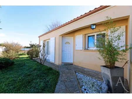 vente maison 5 pièces 118 m² à rocheserviere (85620)  272 000 €