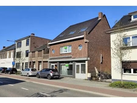 commercieel te koop in lanaken met 4 slaapkamers
