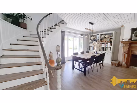 maison ancienne - centre bourg - deux pas de la gare-