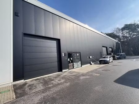 kmo-unit 324m² met mezzanine