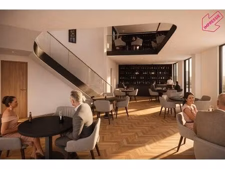 exclusief handelsgelijkvloers met mezzanine – hoekligging montignystraat / amerikalei