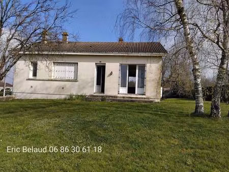 vente maison à largeasse (79240) : à vendre / 145m² largeasse