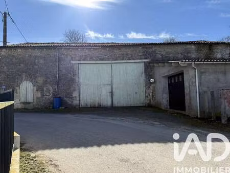 vente maison à saint-pierre-d'amilly (17700) : à vendre / 250m² saint-pierre-d'amilly