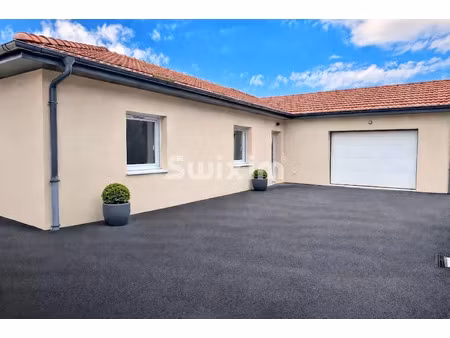 vente villa 4 pièces 110 m² à ceignes (01430)  369 000 €