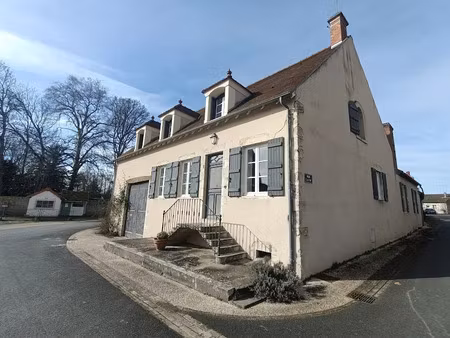 vente maison 7 pièces 217 m² à moulins (03000)  370 000 €