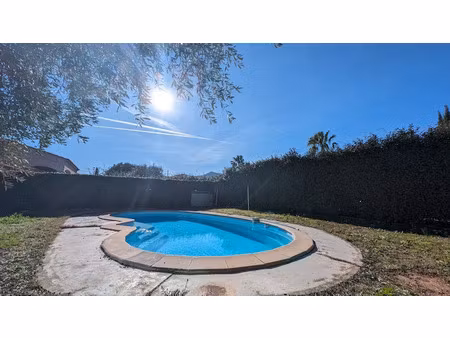 vente maison 4 pièces 98 m² à gonfaron (83590)  349 000 €