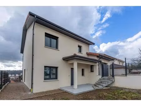 maison moderne 5p  130 m² à montbernier