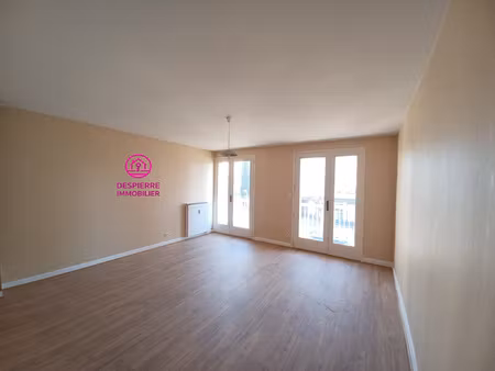 roussillon !! appartement t4 avec ascenseur  85 m2 habitable