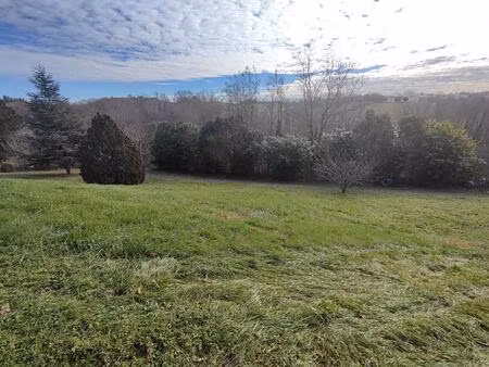 mervilla  magnifique terrain de 1684 m² avec vue dégagée