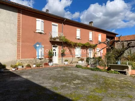 a vendre- ausson 31210- maison corps de ferme rénové de 230 m2 avec plusieurs dépendances