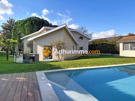 maison moderne à bourgoin-jallieu: confort assuré