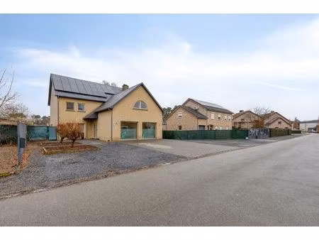 huis te koop in maasmechelen met 4 slaapkamers