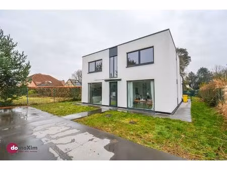 huis te koop in hever met 4 slaapkamers