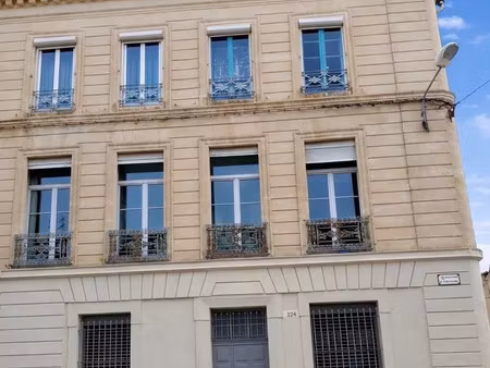 vente bureau 5 pièces 81 m² lunel (34400)