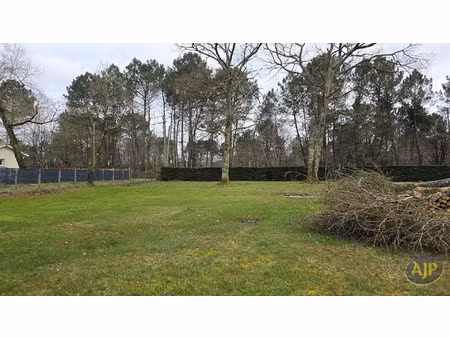 vente terrain 1348 m² saint-jean-d’illac (33127)