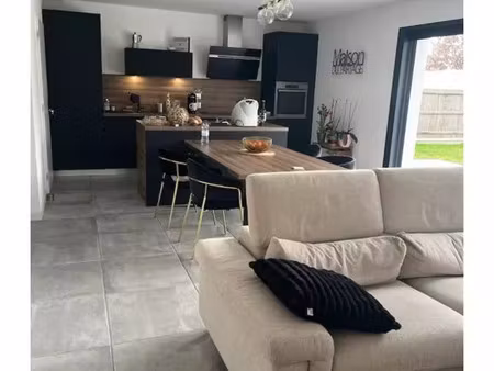 location appartement 1 pièce 12 m² à plaisance-du-touch (31830)