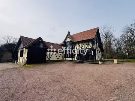 local commercial 9 pièces - 270 m²