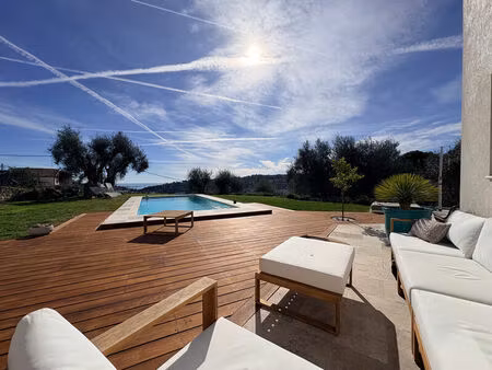 vente maison 6 pièces 180 m² vallauris (06220)