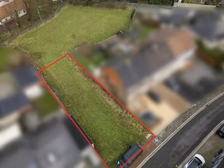 bouwgrond (450 m²) te koop op een centrale locatie te gullegem