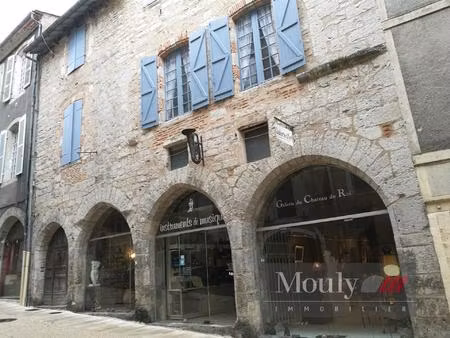 immeuble de rapport dans le centre historique de cahors