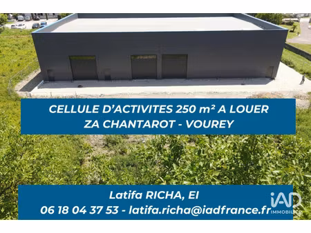 location commerce 250 m² à vourey (38210)