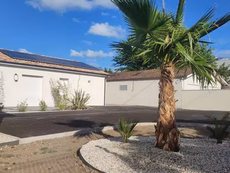 location maison 7 pièces 160 m² à bègles (33130)