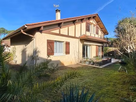 charmante maison familiale au calme et à proximité des commodité