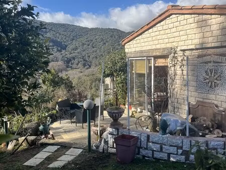 maison f3 de plain-pied - terrain de 1800m2 constructible - forciolo