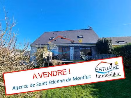 vente maison à saint-étienne-de-montluc (44360) : à vendre / 175m² saint-étienne-de-montlu