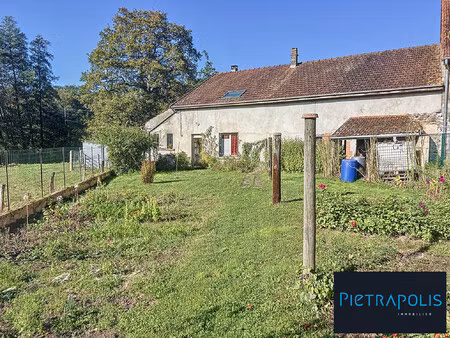 maison et dépendances au calme