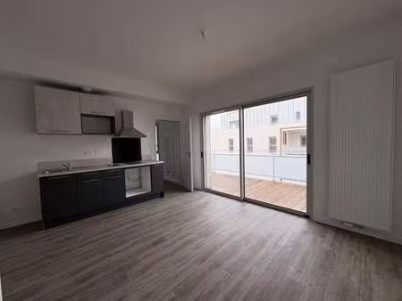 location appartement t1 à saint-hilaire-de-riez (85270) : à louer t1 / 27m² saint-hilaire-