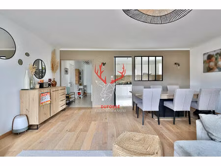 t5 112 m² dernier étage terrasse 17 m²