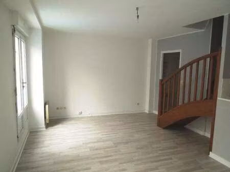location appartement 4 pièces à angers centre (49000) : à louer 4 pièces / 67m² angers cen