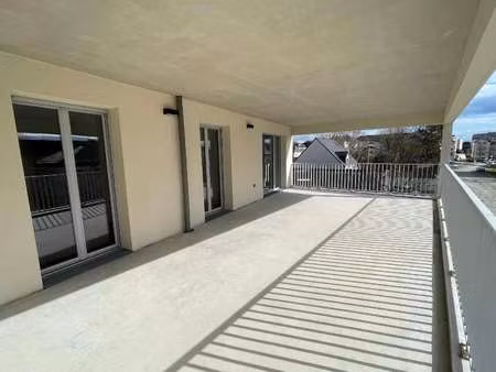 location appartement 4 pièces à avrillé (49240) : à louer 4 pièces / 85m² avrillé