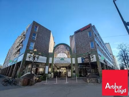 local commercial à vendre