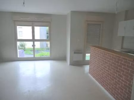 location appartement 3 pièces à saint-armel (35230) : à louer 3 pièces / 67m² saint-armel